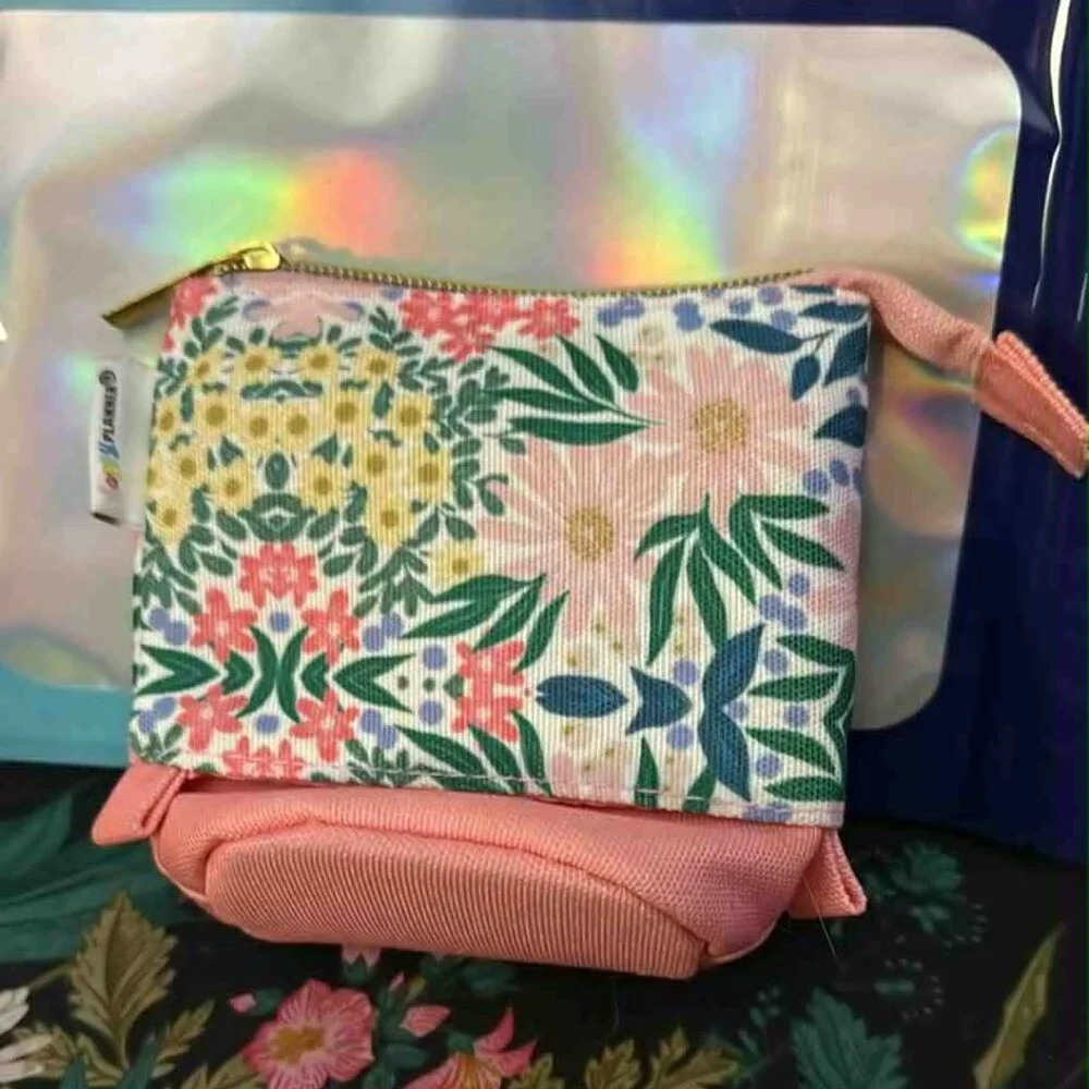 Happy Planner Springtime Flora Small Pen Pouch